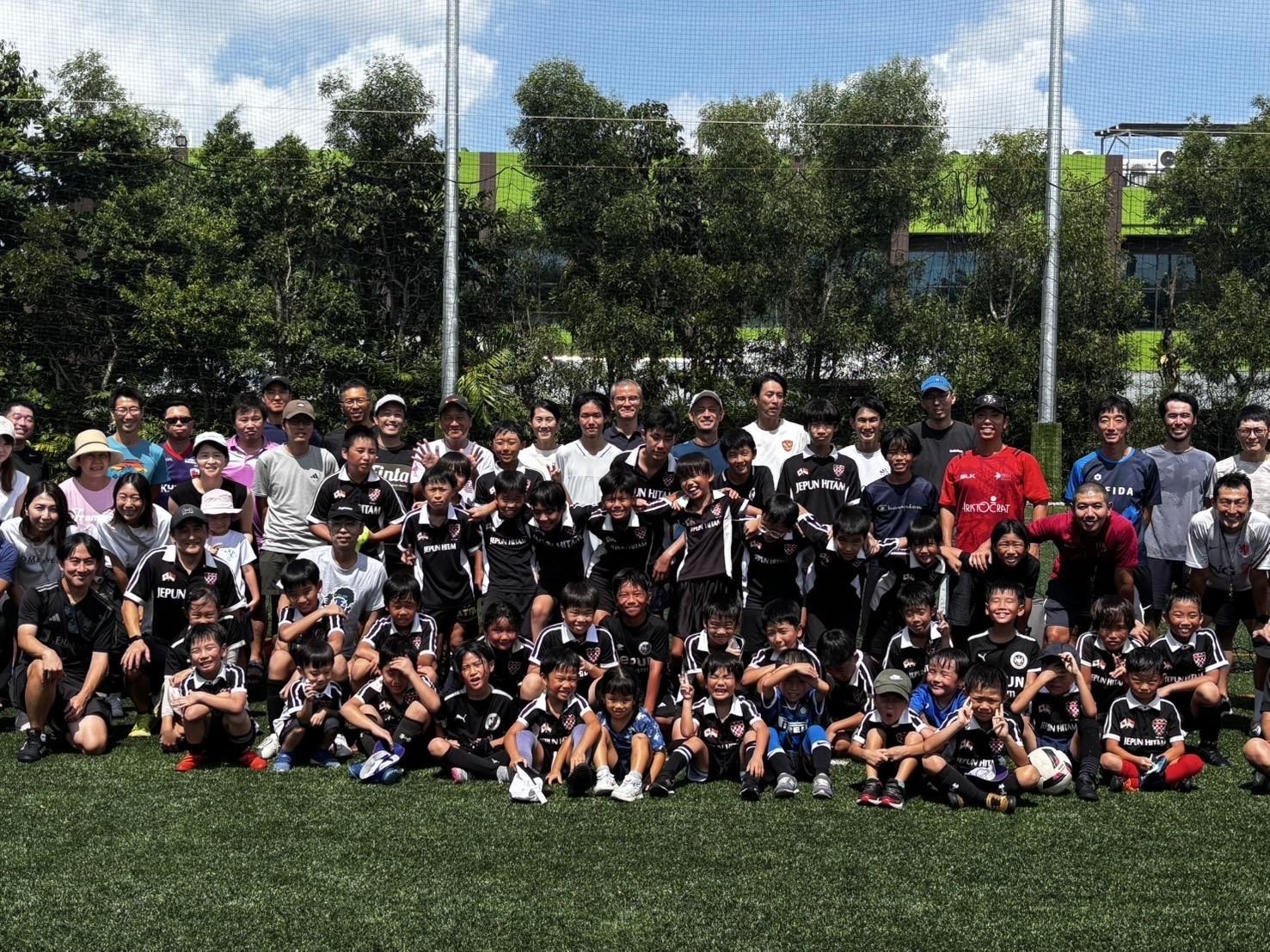 SoccerGroup.jpg (624 KB)