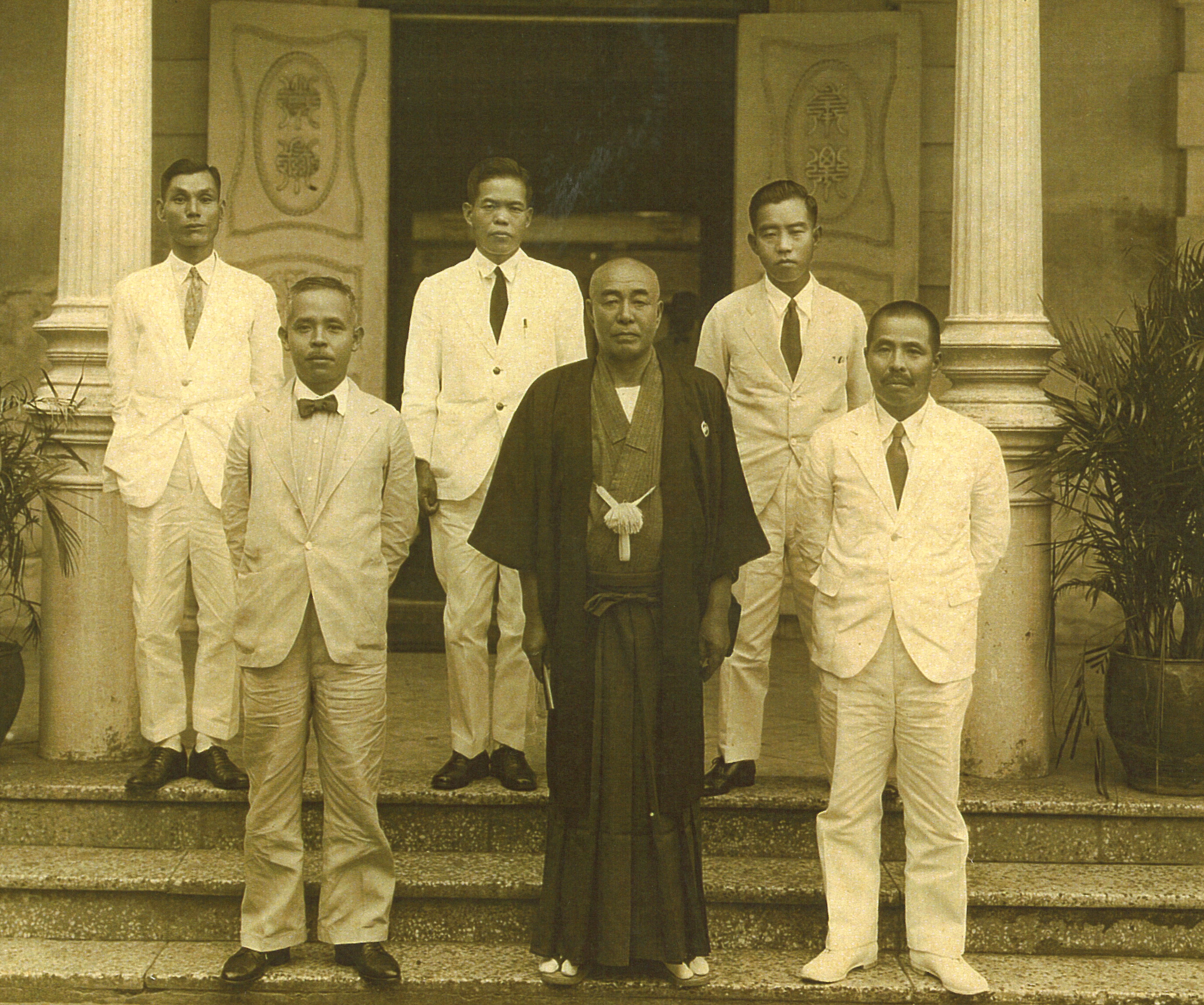 忠平と.jpg (3.31 MB)