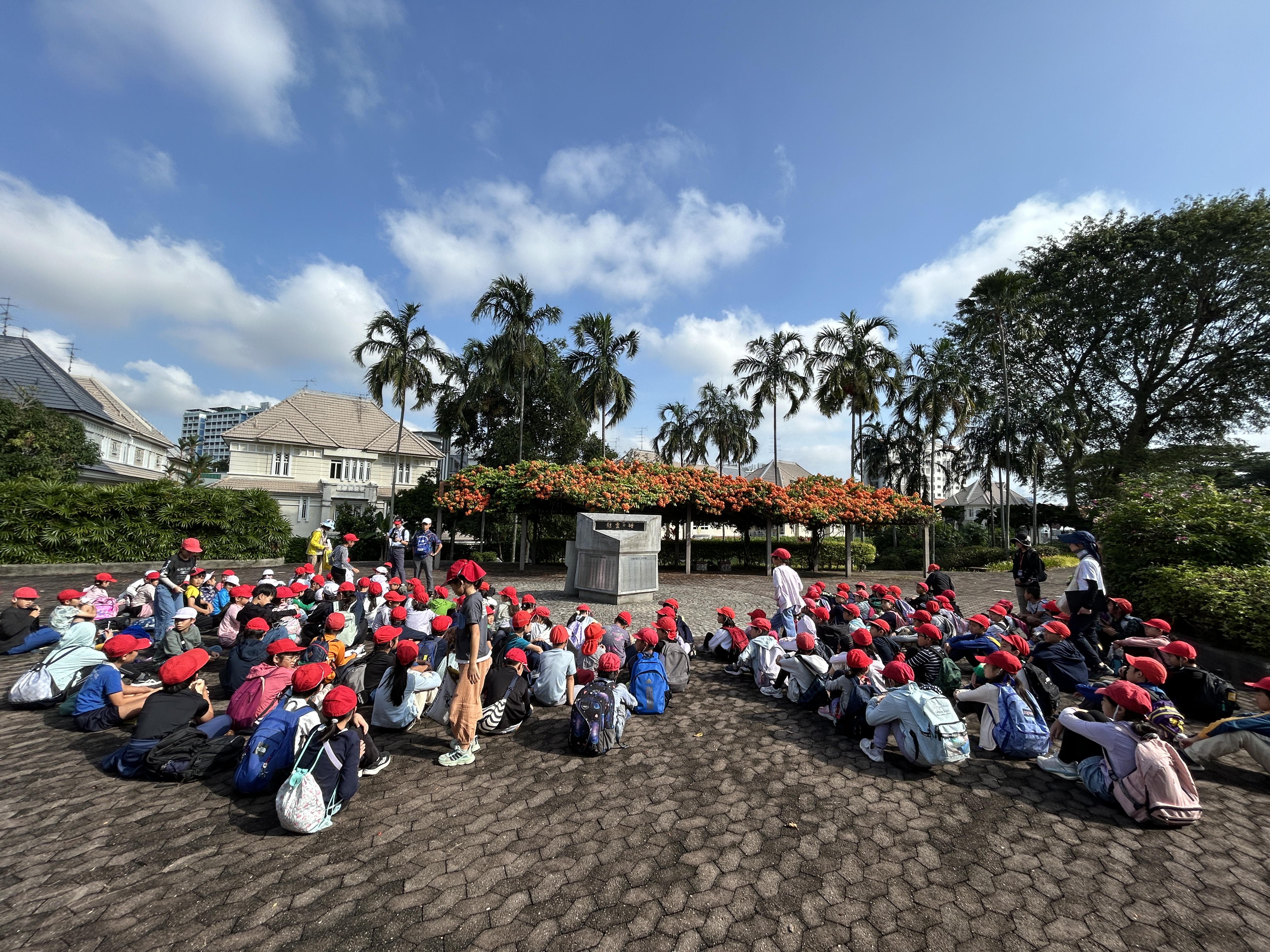 IMG_9302.JPG (4.00 MB)