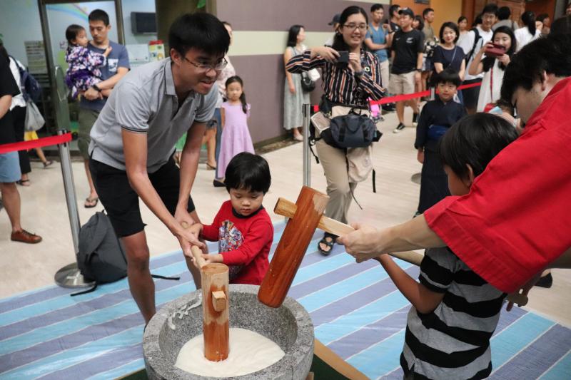 166821879260ba4ab4ecf8c8.39278980