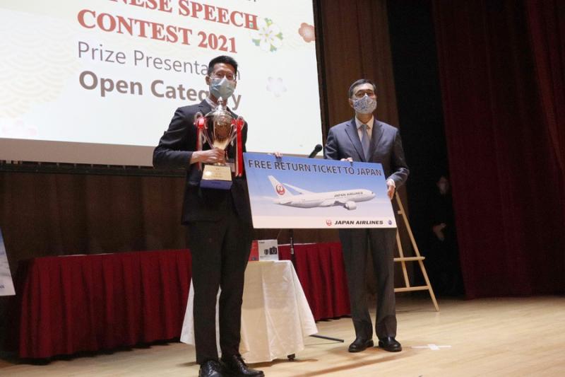 186683990360eba9235e1319.21818064