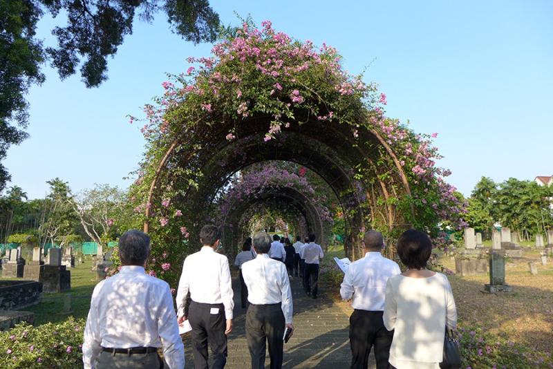 1954583792624ecf8a7ea5b4.10557712