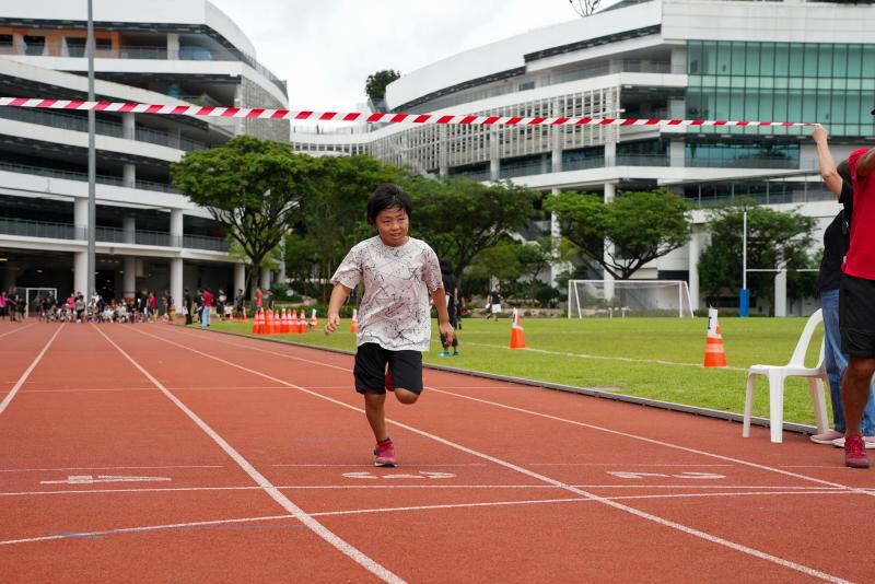 1138713190637cadf40135f3.03819045