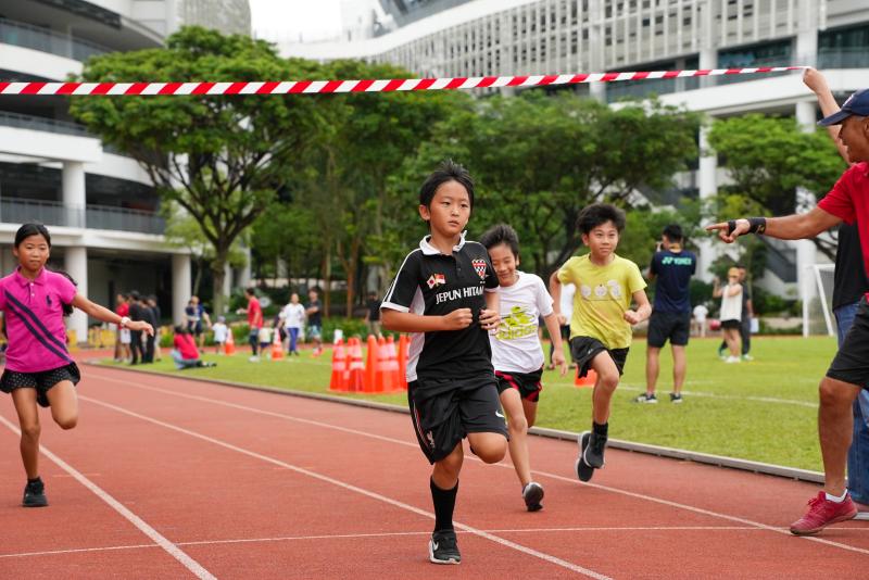 1899966040637cae386637d7.27310024