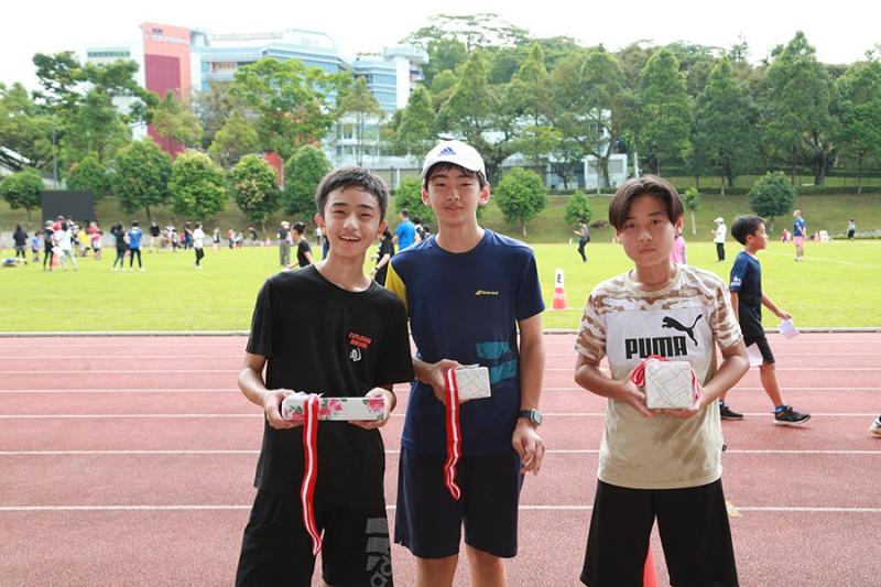 1209949507637caf667f7224.74938169