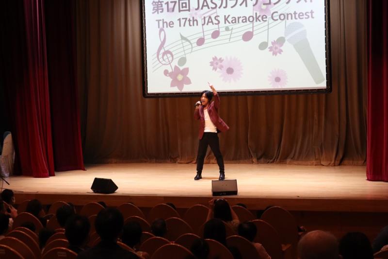 52625470563f5e45d56b516.33260862