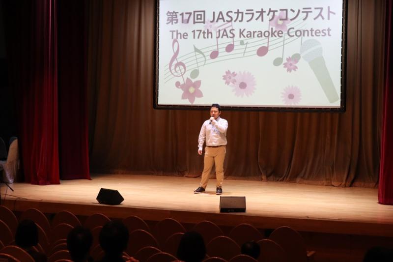 40128059563f5e45e9410c0.18531109