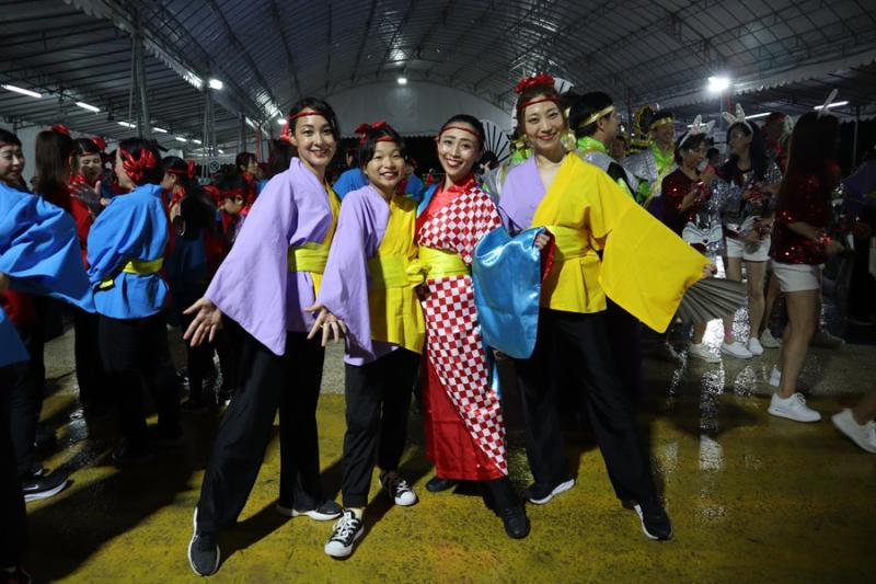 136489436963fe332e5ac637.35348388