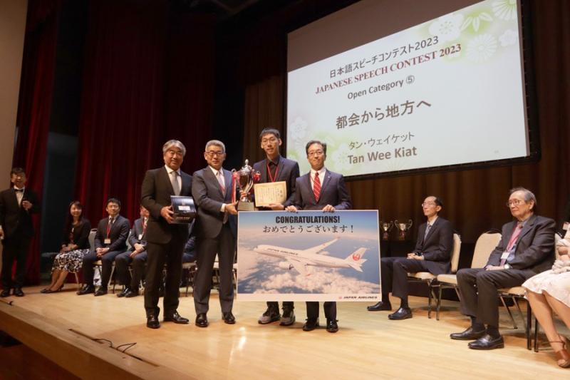 155727274564c237dfccd205.69525724