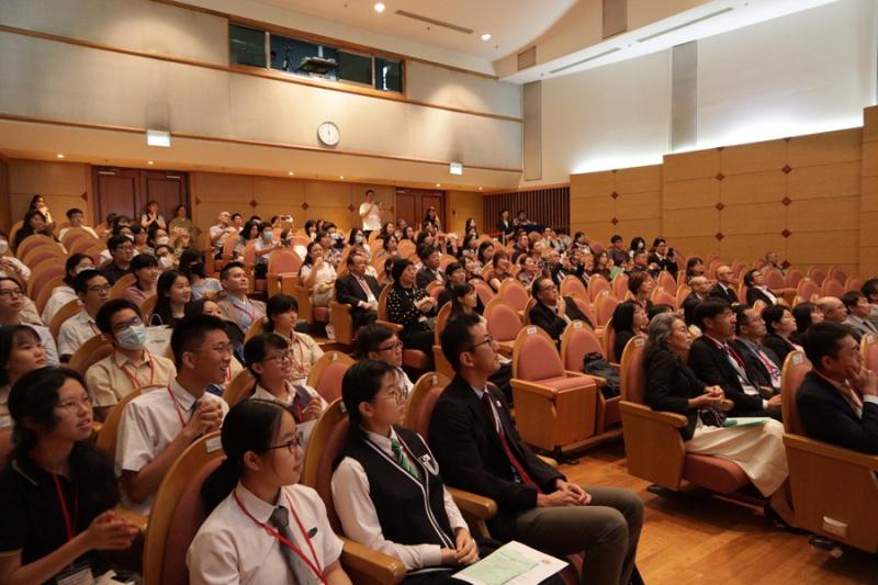 119711109764c237e2089056.97959163