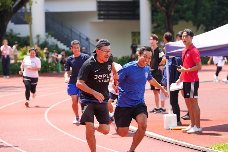 48431367064df1472864f33.25835561