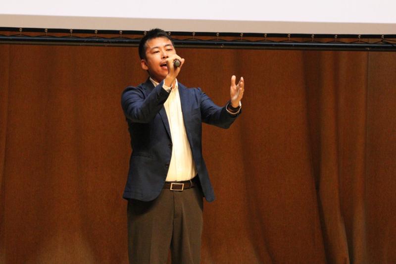 34920353657ff4f15dc927.29807036