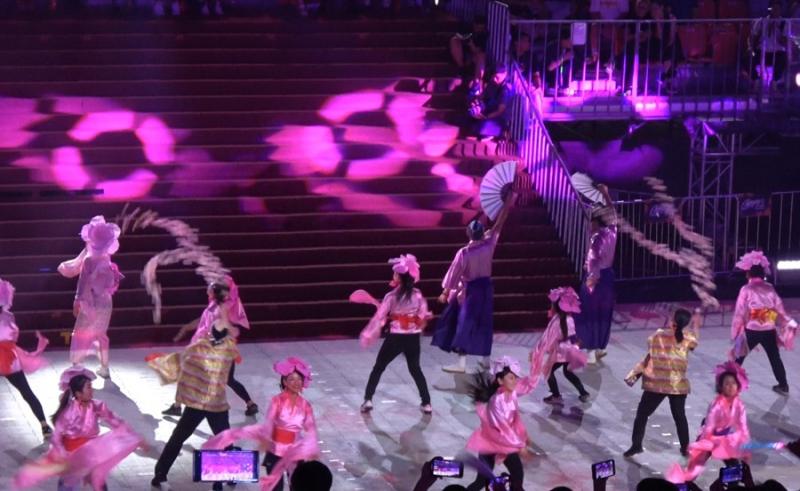 71671645465f010937961e1.61174881