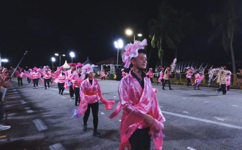 121589222065f01098e43437.50783654