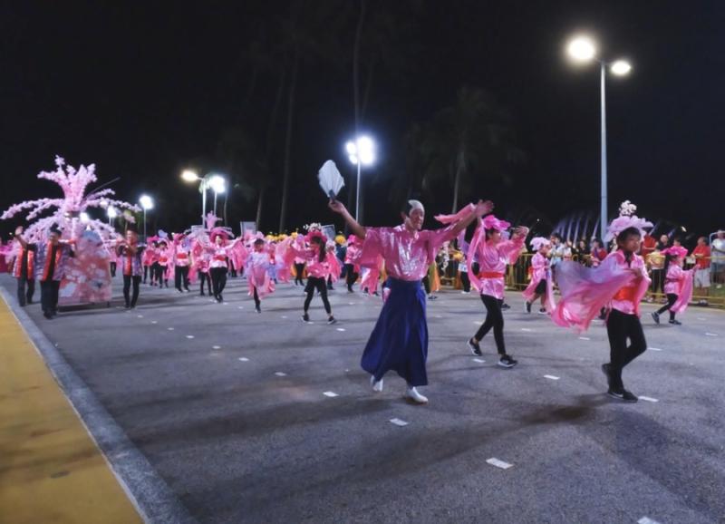 204373833665f0109cb53109.44778175