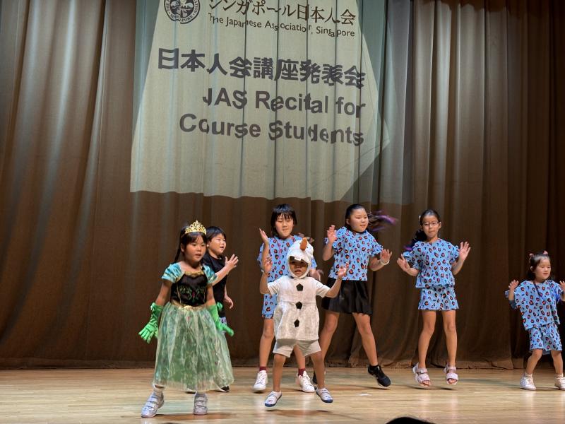 1816573309666004d5203540.21610837