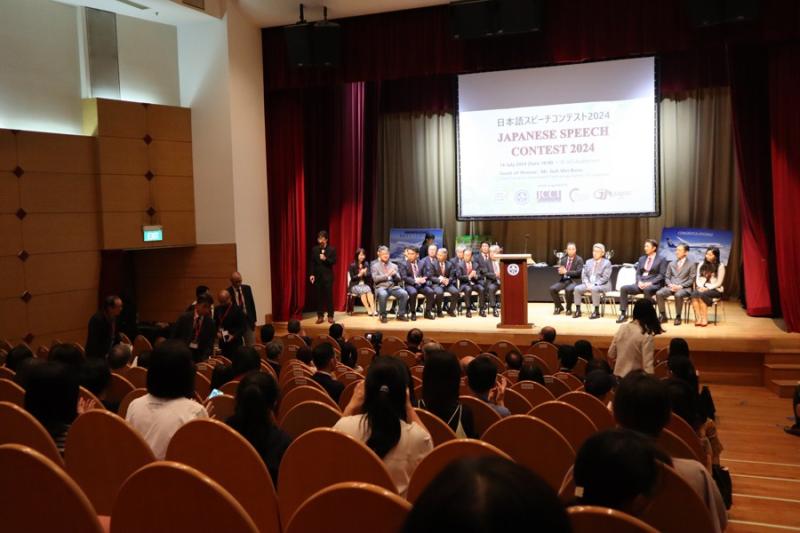 9640445066a1fe4ac9d0b5.05812854