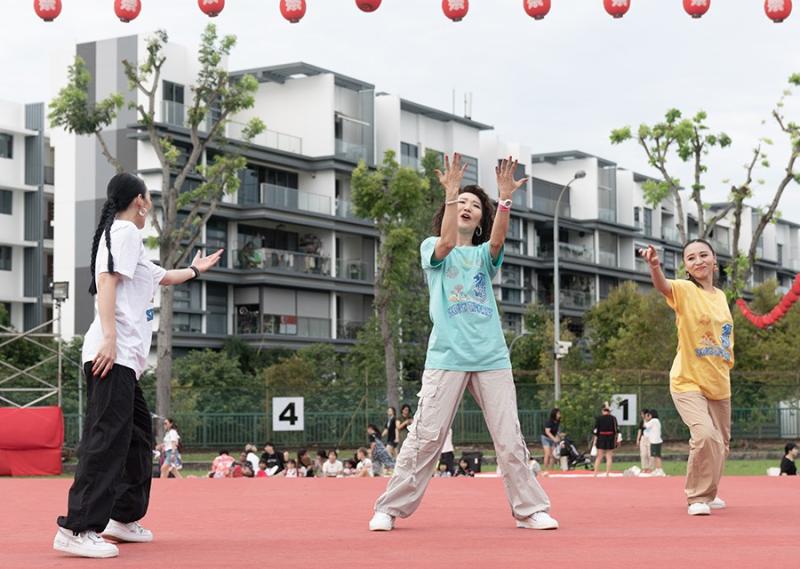 182492916966d53398556392.40909620