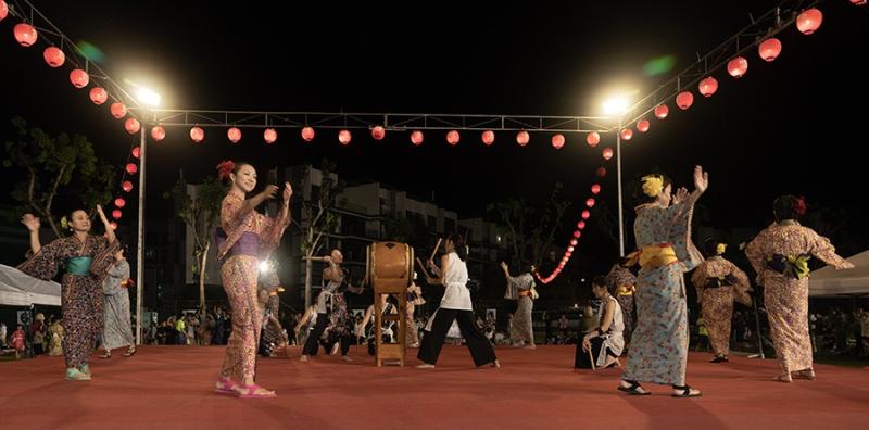 121995940566d533b1128637.76579838