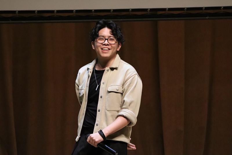 17256706996764e359a4ea18.00278090