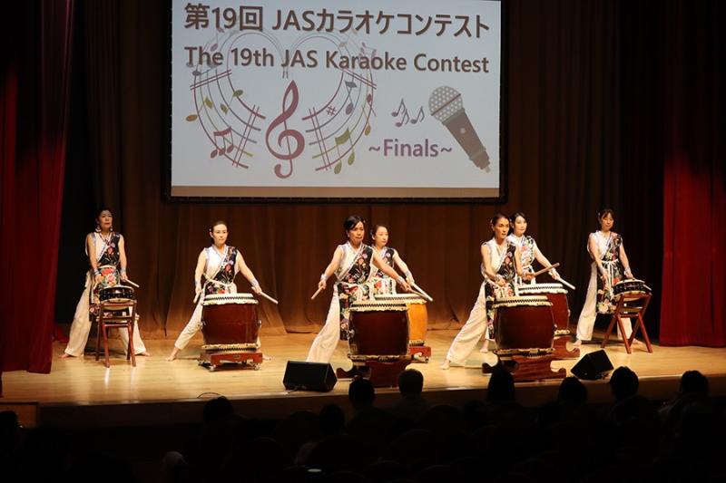 1074945226764e37eaa0418.96489561