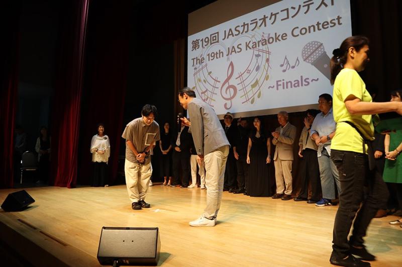 13246645726764e3833aa738.43506374