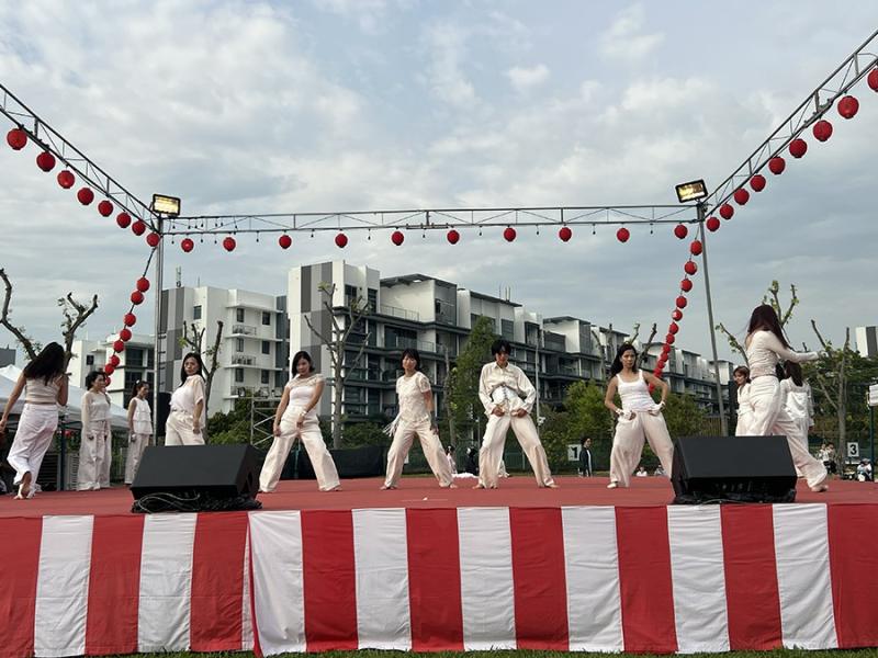 70919926368ccd18bd7f306.87668256