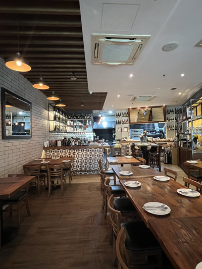 400pix_Bella_Pizza_2.jpg (106 KB)